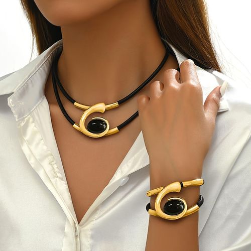 2 Piece Women's Necklace and Bracelet Bohemian Style Design Spiral Inlaid Pendant Set